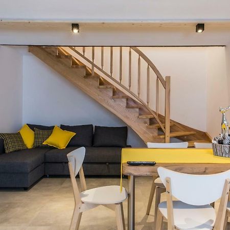 House Apart 132 ポロニン エクステリア 写真